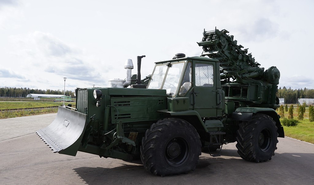 PZM-2 Russian Trench-Digging Machine (B)